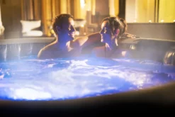 SPA GONFLABLE BESTWAY LAY-Z-SPA SANTORINI HYDROJET -Piscine Boutique spa gonflable bestway lay z spa santorini hydrojet 7